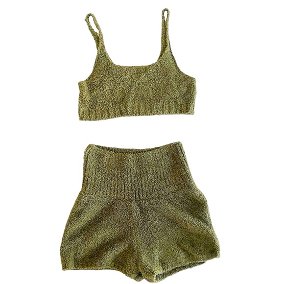 Urban outfitters out from under crop top and shorts green knit lounge set size L - Picture 1 of 8